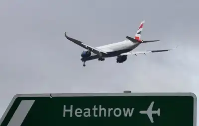 Image for Explainer-What challenges does the UK face if it backs the new Heathrow runway plan?