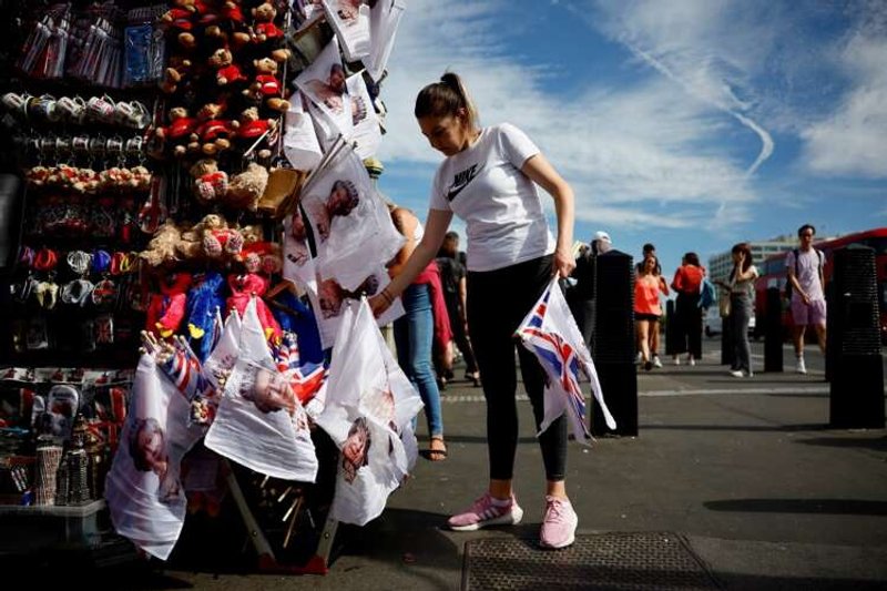 Image for Explainer-How will the public be able to say goodbye to Queen Elizabeth?