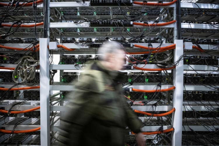 Image for U.S. small towns take on energy-guzzling bitcoin miners