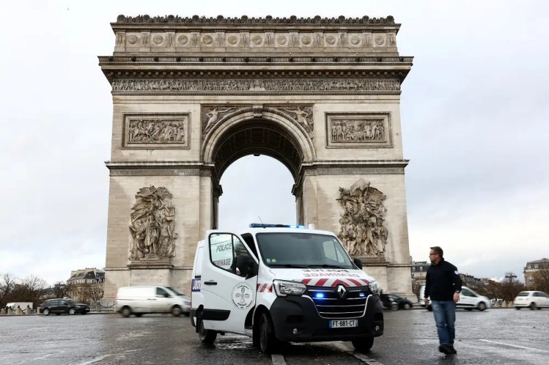 Image for Olympics-Paris 2024 has contingency plans for opening ceremony