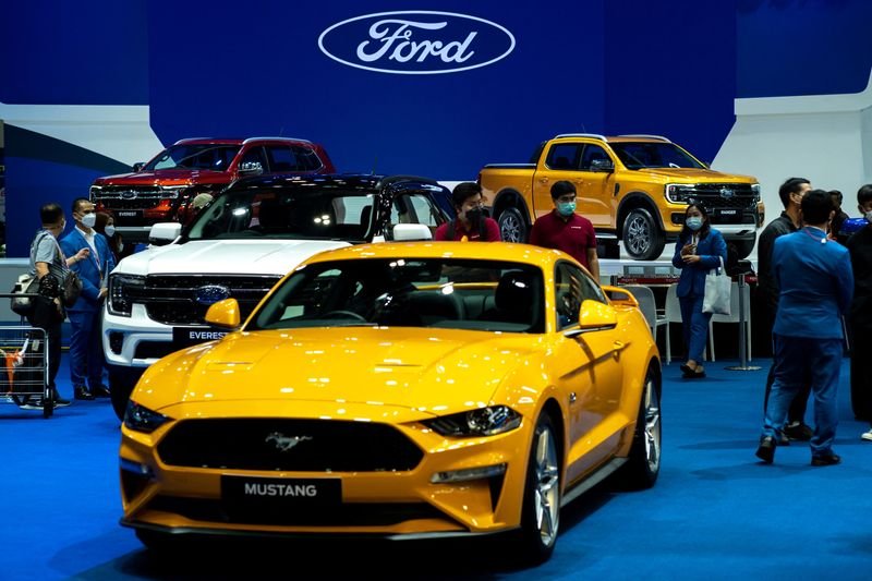 Ford US sales dip in January, reflecting lower demand for ICE vehicles - Global Banking & Finance Review