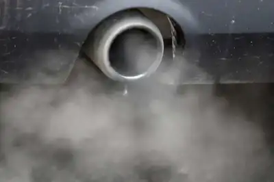 Image for Lacking filters, U.S. cars set to emit a septillion more particles – research