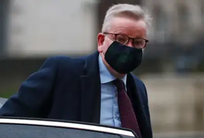 Image for Britain, EU stress commitment to solve Northern Ireland border row