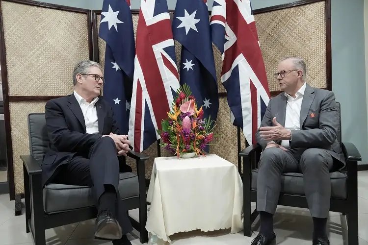 Australian and UK leaders discuss clean energy technologies at Commonwealth summit - Global Banking & Finance Review