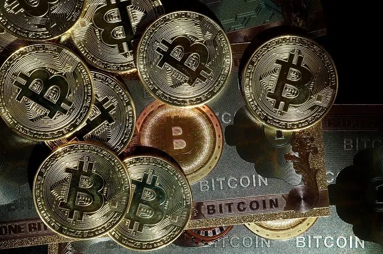 Bitcoin price surge highlighted amid Japan's holiday affecting currencies - Global Banking & Finance Review