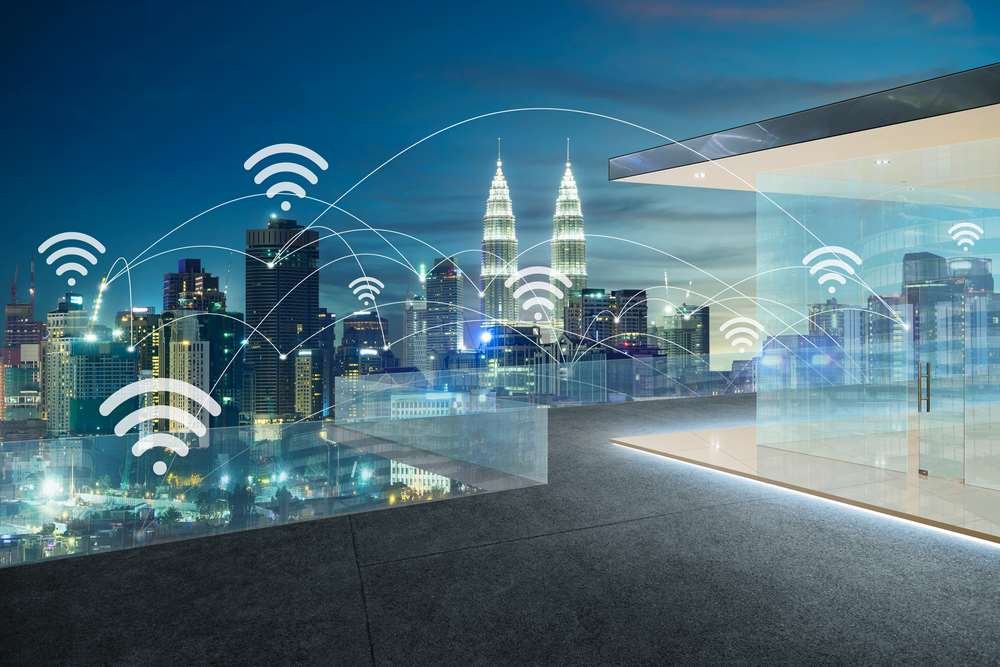 Diagram illustrating how Wi-Fi technology works with radio waves - Global Banking & Finance Review