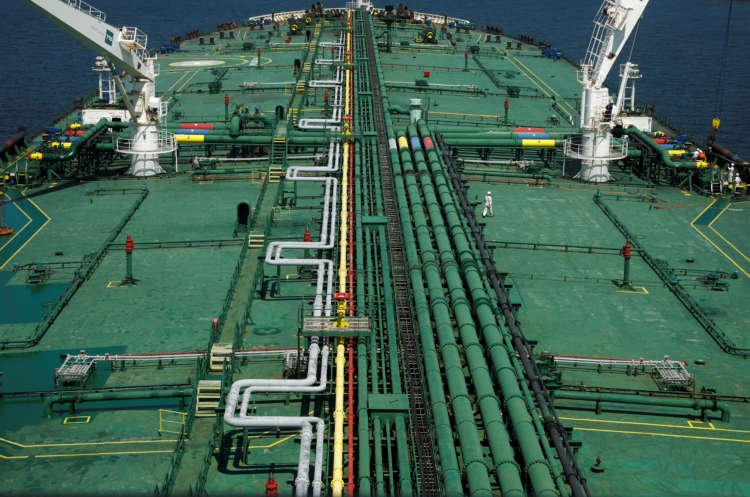 Supertanker in Singapore waters amid rising oil prices due to Suez Canal fears - Global Banking & Finance Review