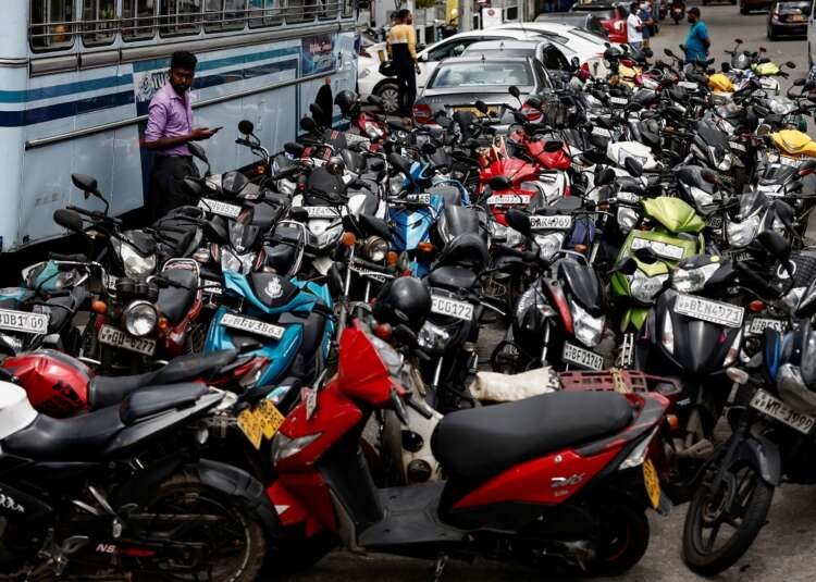 Protest against fuel shortages in Sri Lanka amid economic crisis - Global Banking & Finance Review