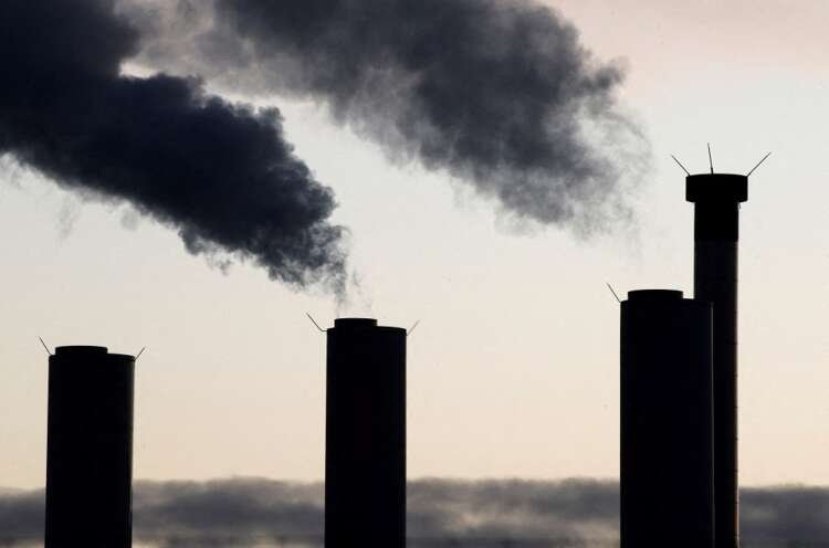 Image for French manufacturing activity at seven-month low in May -PMI