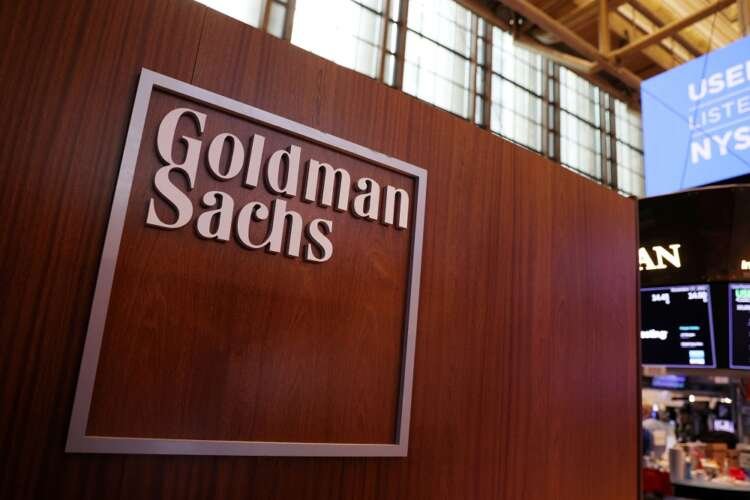 Image for Goldman Sachs becomes first U.S. bank to quit Russia