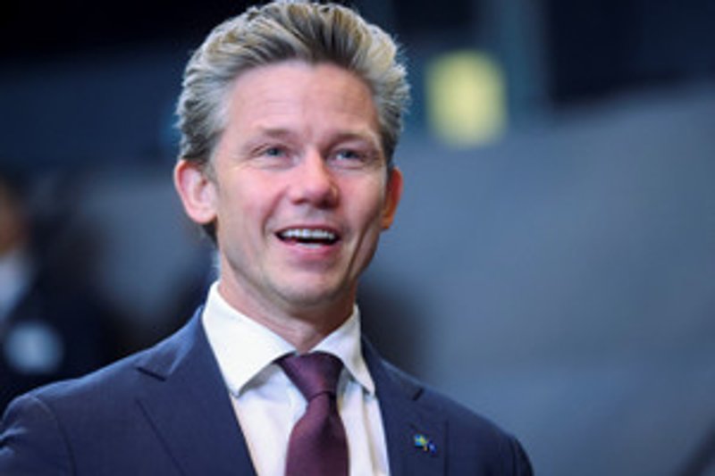 Image for Sweden to test new drone swarm technology, defence minister says