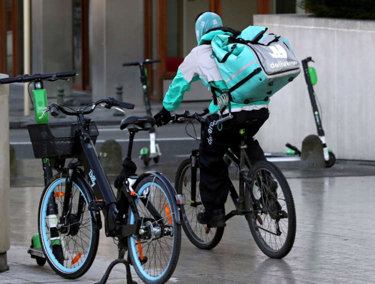 Image for Trade union calls for Deliveroo UK riders strike to highlight IPO risks