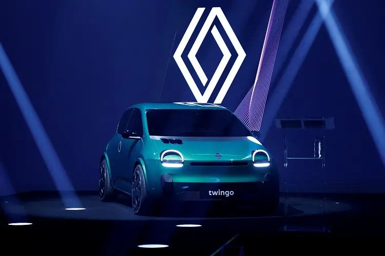 Image of Renault's electric Twingo concept car highlighting collaboration with Nissan - Global Banking & Finance Review