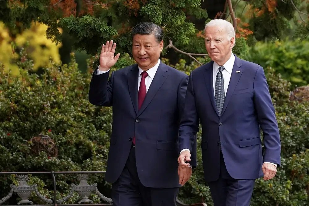 Chinese President Xi Jinping at APEC meeting with Biden, highlighting U.S.-China relations - Global Banking & Finance Review
