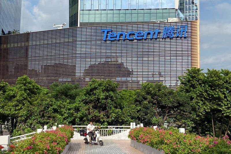 Tencent Weixin app beta testing announcement boosting stock prices - Global Banking & Finance Review