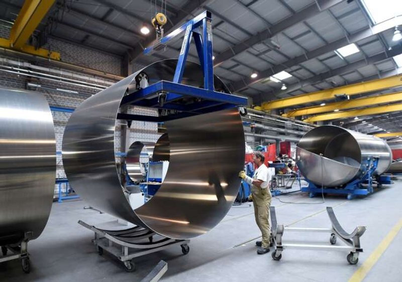 Image for Euro zone factory output growth stalled in April – PMI