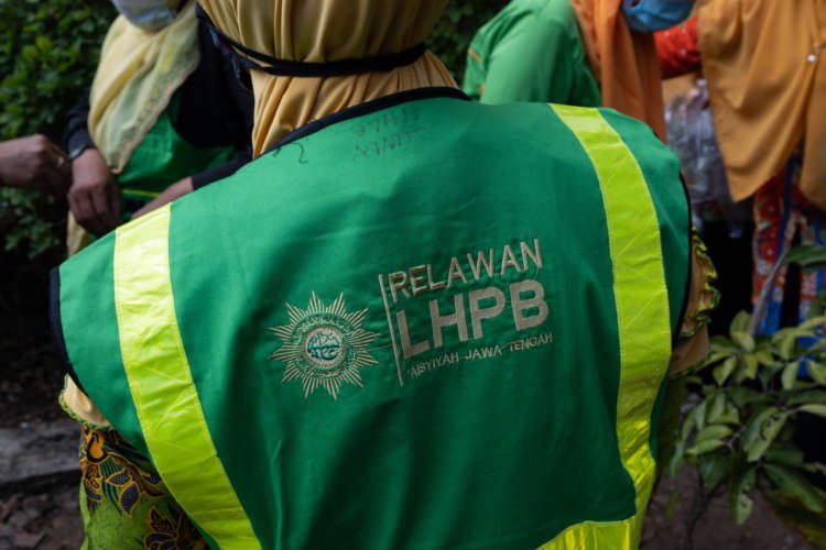 Image for Eco-friendly Eid – the Indonesian women on a mission to plant trees