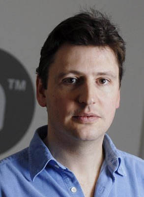 Illustration of credit card debt statistics highlighting UK's 0% balance transfer trap - Global Banking & Finance Review