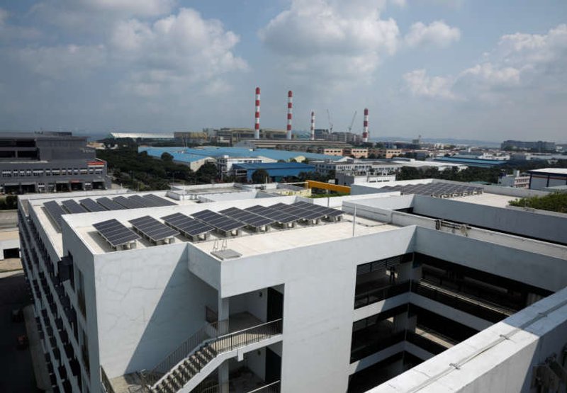 Image for Land-starved Singapore gets creative with solar in clean energy push