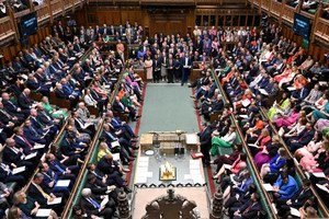 Strangers' Bar in the UK Parliament shut amid drink spiking investigation - Global Banking & Finance Review