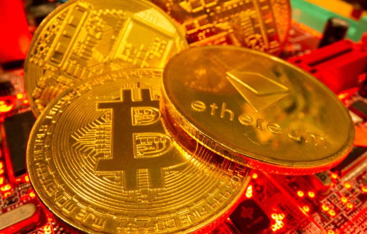 Crypto miners halt China business after Beijing cracks down, bitcoin dives