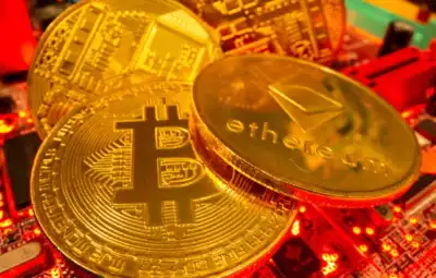 Image for China crypto mining business hit by Beijing crackdown, bitcoin tumbles