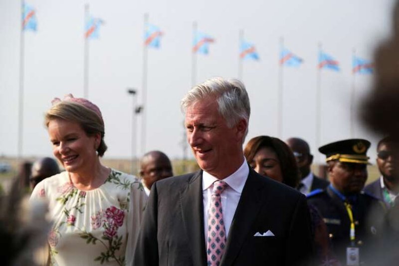 Image for Belgian king returns mask to Congo in symbolic gesture of restitution