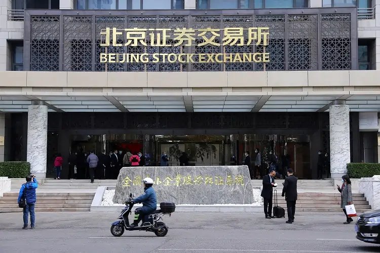 China's stock market surge following stimulus measures boosts global shares - Global Banking & Finance Review