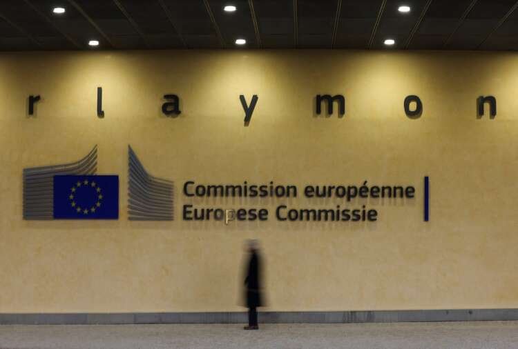 Image for Sizes of European government debt trades halve in 2023-ICMA