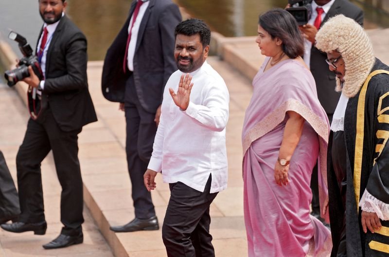 Image for Sri Lanka's new president presents first budget with focus on crisis recovery