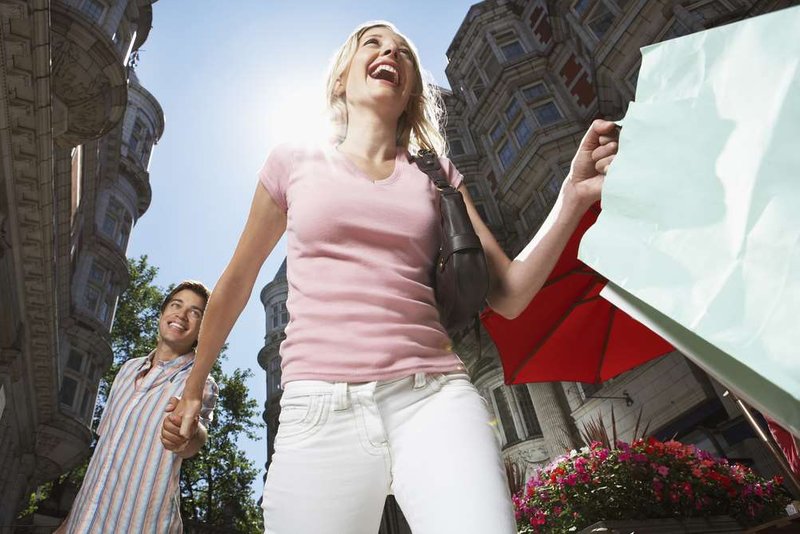 Image for Young People Predict Revival Of High Street Banks In The Cashless Age