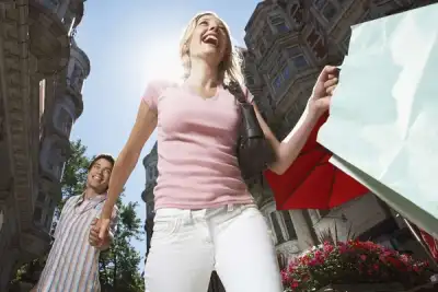Image for Young People Predict Revival Of High Street Banks In The Cashless Age