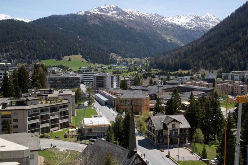 Image for Snowless Davos readies new face for World Economic Forum meeting