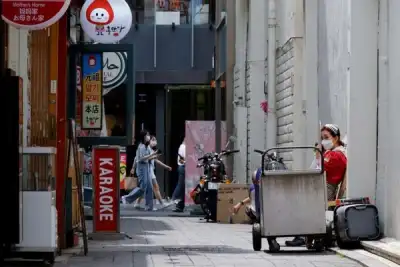 Image for S.Korea suspends baseball season as toughest COVID-19 curbs take force