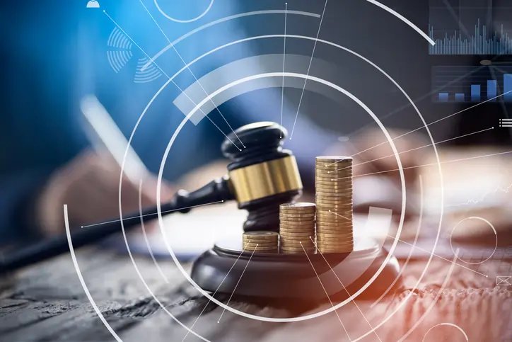 A person analyzing legal finance options for settlements and structured payments - Global Banking & Finance Review