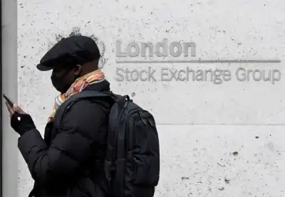Image for FTSE 100 ends worst session in nearly three-weeks as banks, commodity-linked stocks weigh