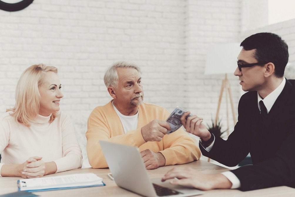 Graph illustrating average UK pension pots by age, highlighting savings trends - Global Banking & Finance Review