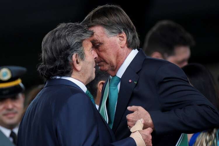 Image for Exclusive – Brazil courts step up meetings with military to ease election concerns – sources