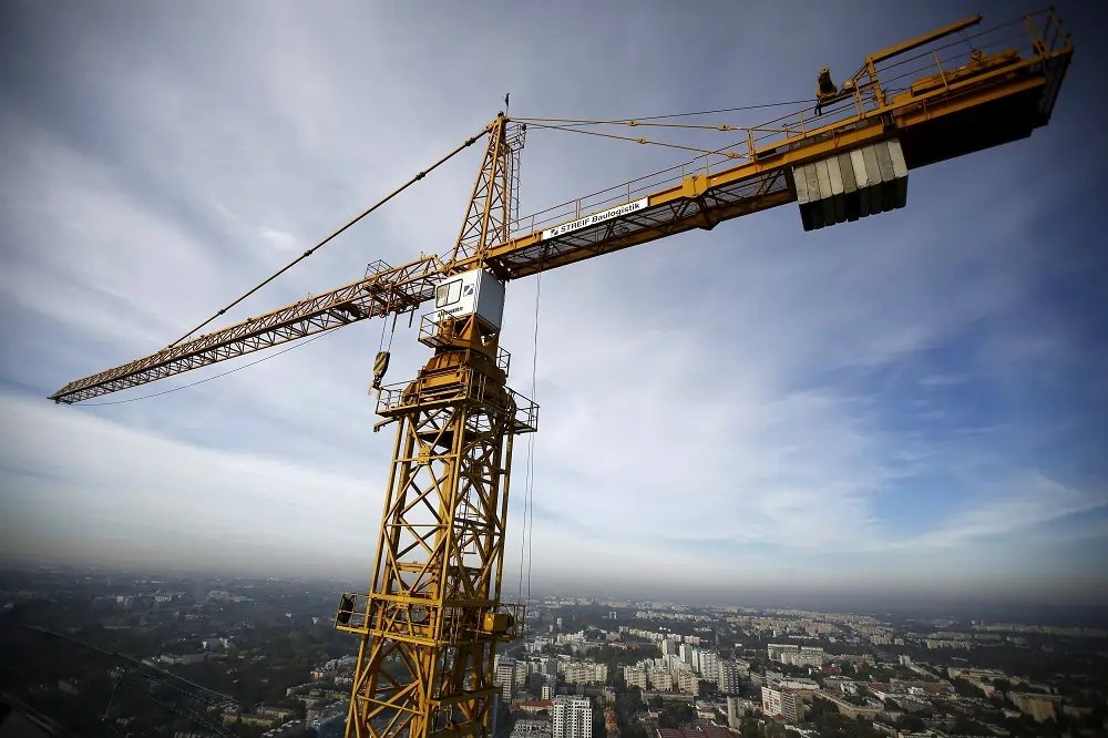 Decline in Poland's manufacturing PMI for December 2024 - Global Banking & Finance Review