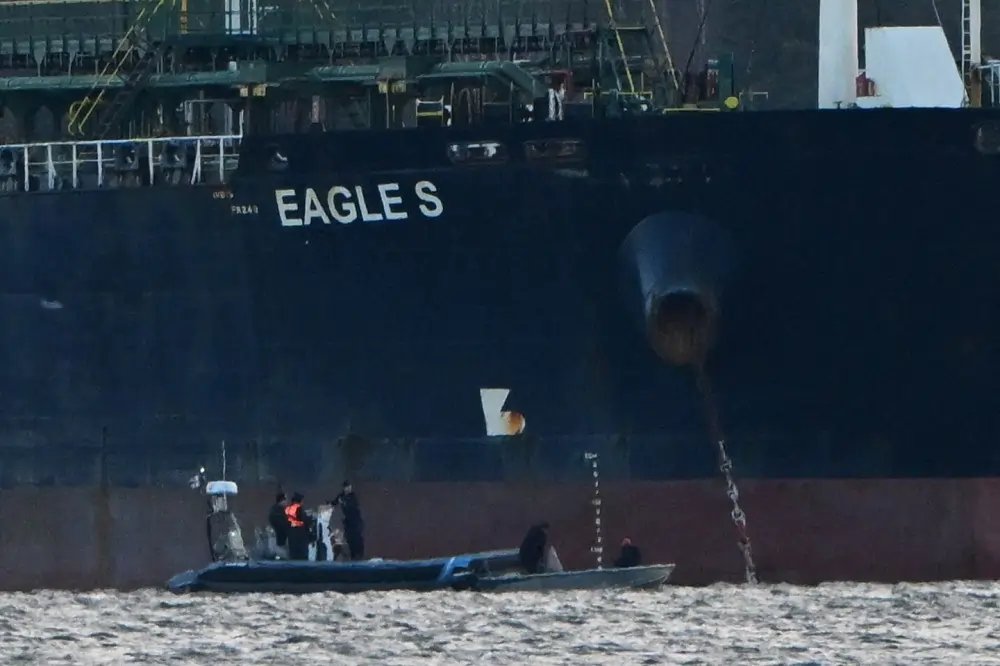 Oil tanker Eagle S in Finnish waters amid legal dispute over seizure - Global Banking & Finance Review
