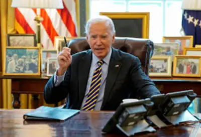 Image for Biden bids farewell from Oval Office as Trump looms over his legacy