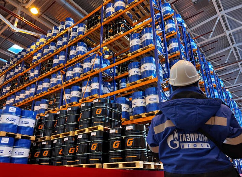 Image for Russia’s Gazprom Neft Q2 net profit falls 43% y/y