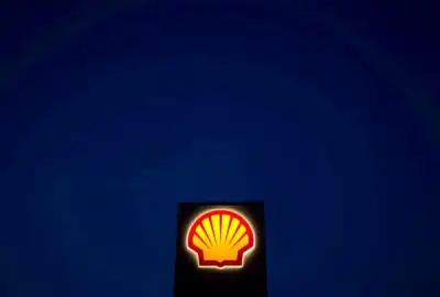 Image for With oil past peak, Shell vows to eliminate carbon by 2050