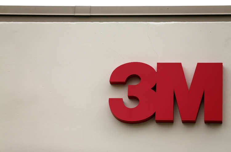 3M logo representing company facing supply chain disruptions impacting costs - Global Banking & Finance Review