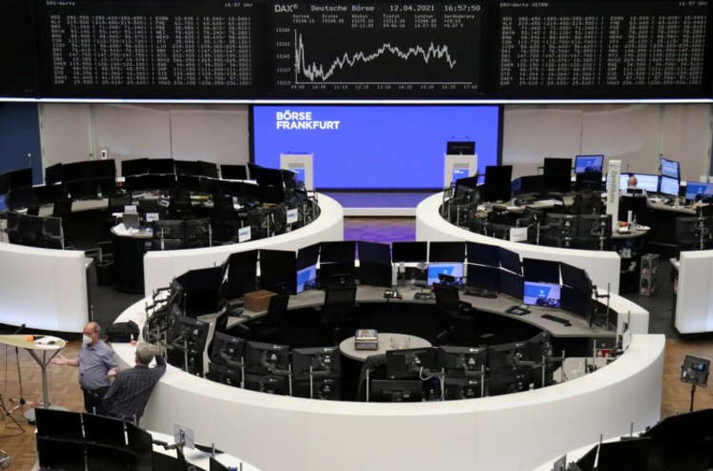Image for European shares retreat from record highs as Wall St dips, currencies surge