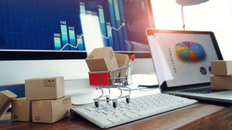 Image for Top ecommerce trends to think about when starting your business