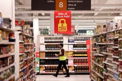 Image for Britain’s Sainsbury’s softens price rises with 50 million stg investment
