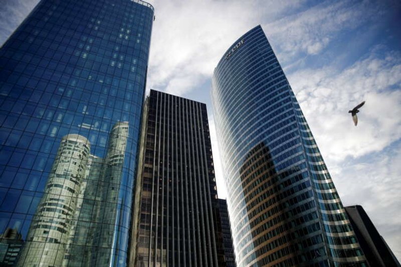 Image for France pushes for 25% target for taxing multinationals’ super-profits