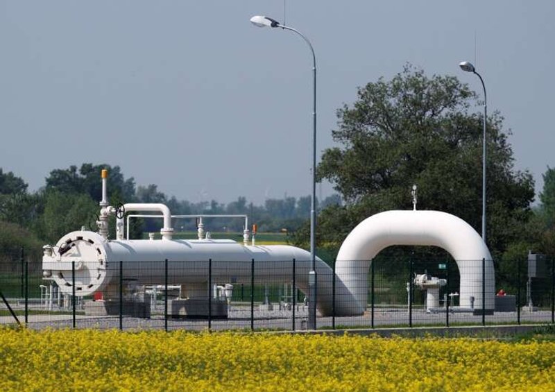 Image for EU eyes joint gas buying to tackle energy crunch