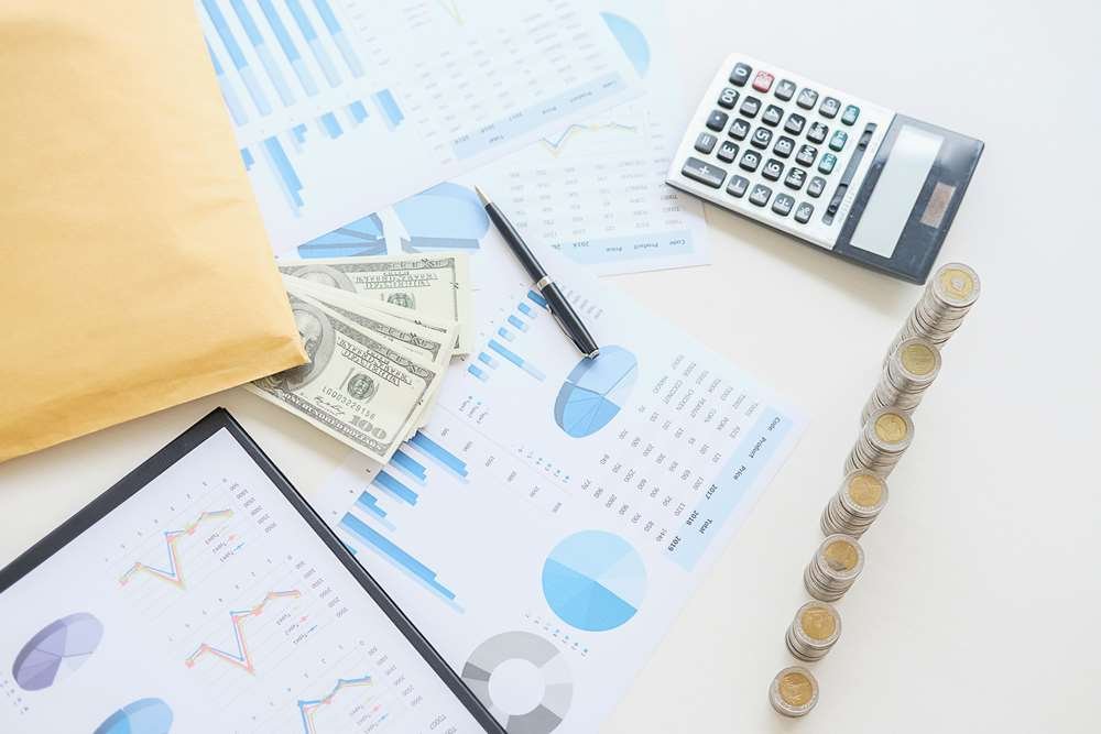 Illustration of international banks adapting to the end of LIBOR - Global Banking & Finance Review